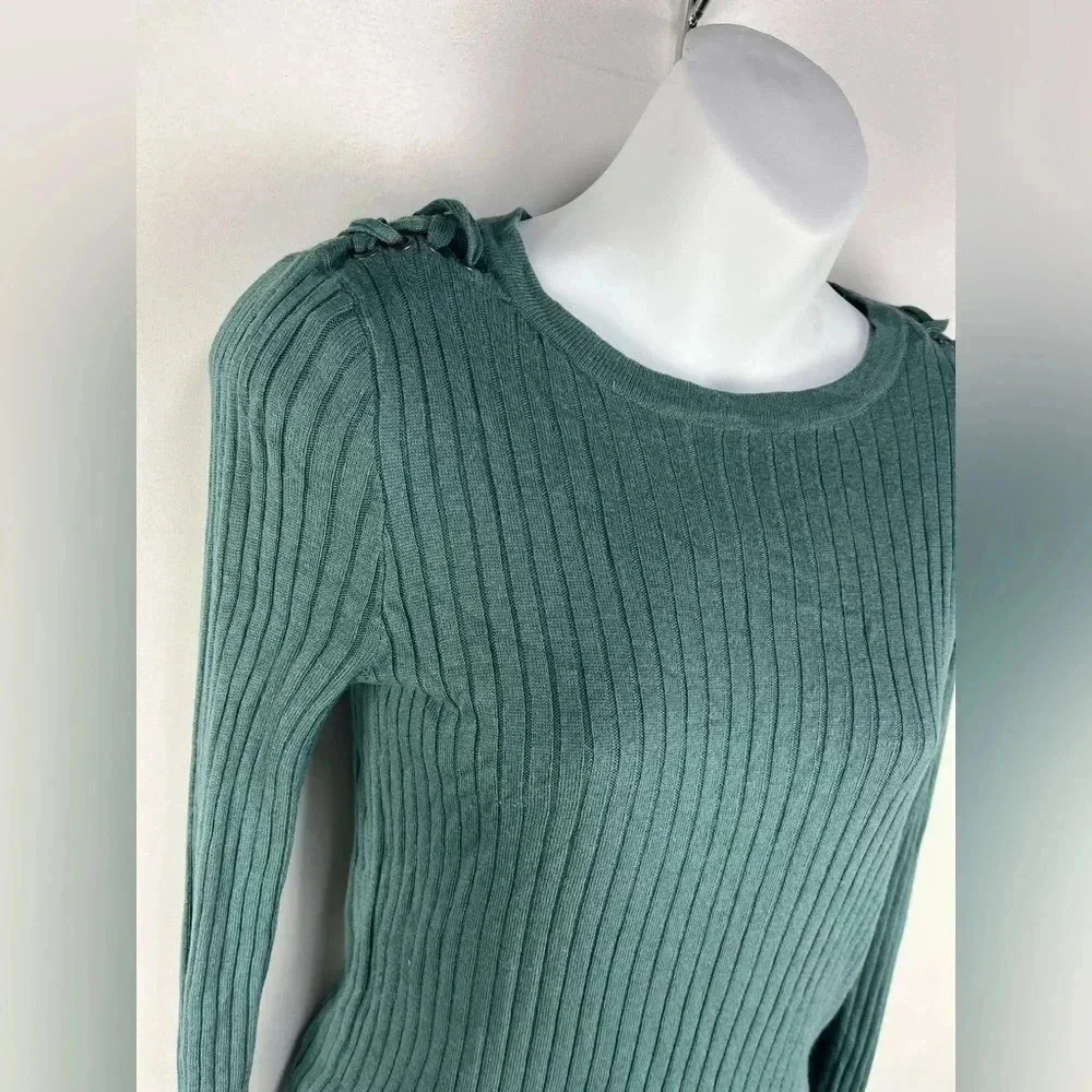 Pink Republic lightweight Crew Neck Sweater